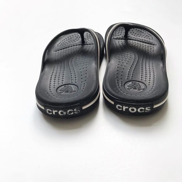 Crocs black flip flip sandals  VGUC stain size 10/11 - Picture 5 of 6